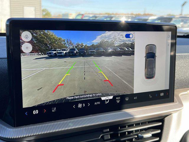 new 2025 Ford Explorer car, priced at $50,688