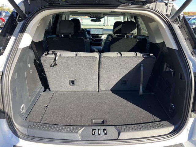 new 2025 Ford Explorer car, priced at $50,688