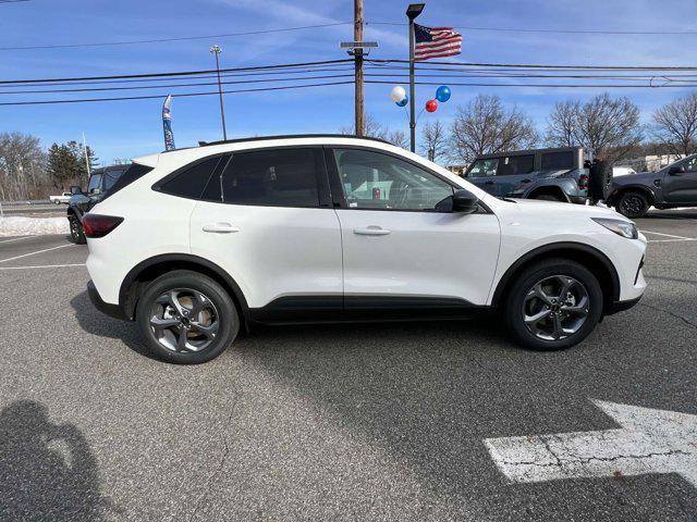 new 2025 Ford Escape car, priced at $33,989