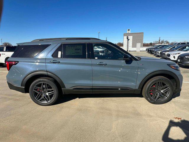 new 2025 Ford Explorer car, priced at $53,778