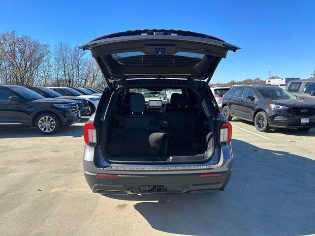 new 2025 Ford Explorer car, priced at $47,885