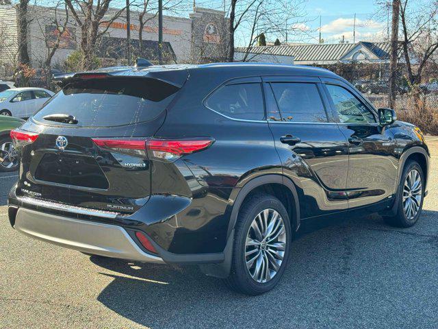 used 2021 Toyota Highlander Hybrid car, priced at $39,648