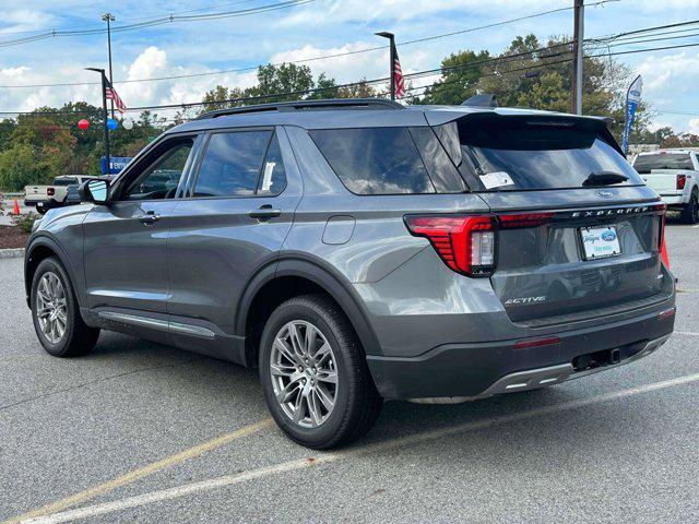 new 2025 Ford Explorer car, priced at $49,456