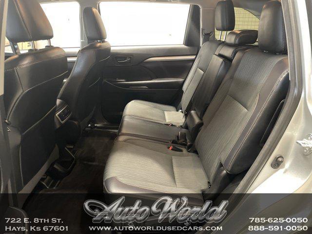 used 2018 Toyota Highlander car, priced at $24,995