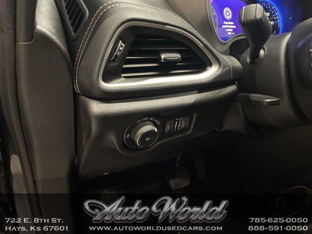 used 2023 Chrysler Pacifica car, priced at $36,995