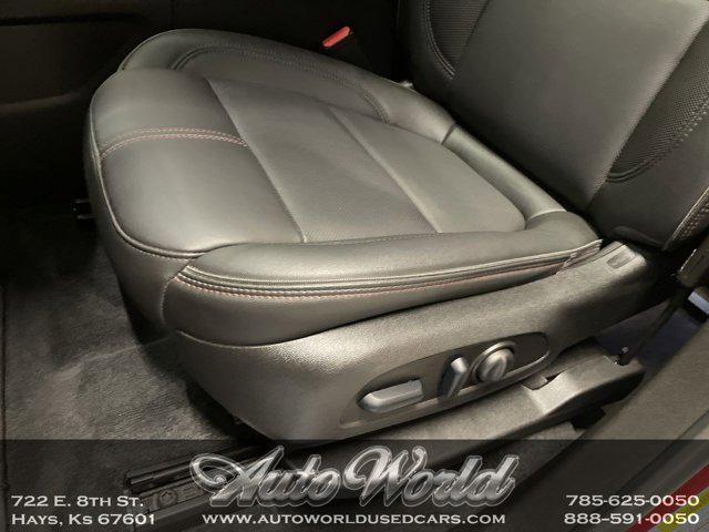 used 2023 Chevrolet Traverse car, priced at $44,995