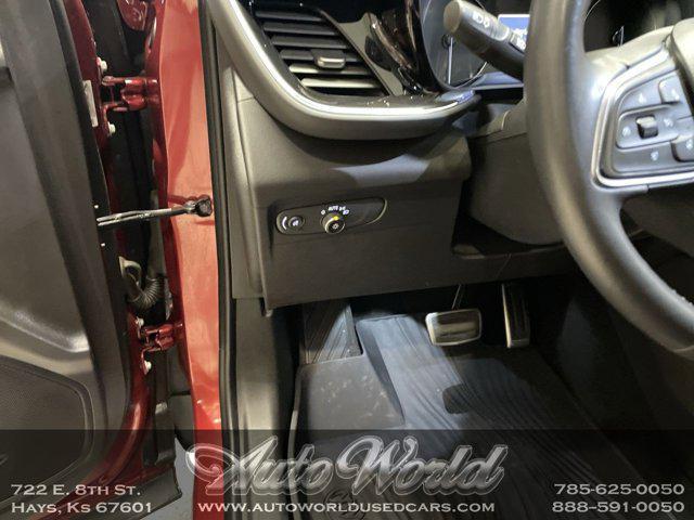 used 2022 Buick Envision car, priced at $27,995