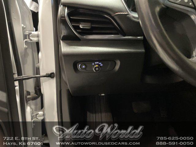 used 2022 Chevrolet Traverse car, priced at $39,995