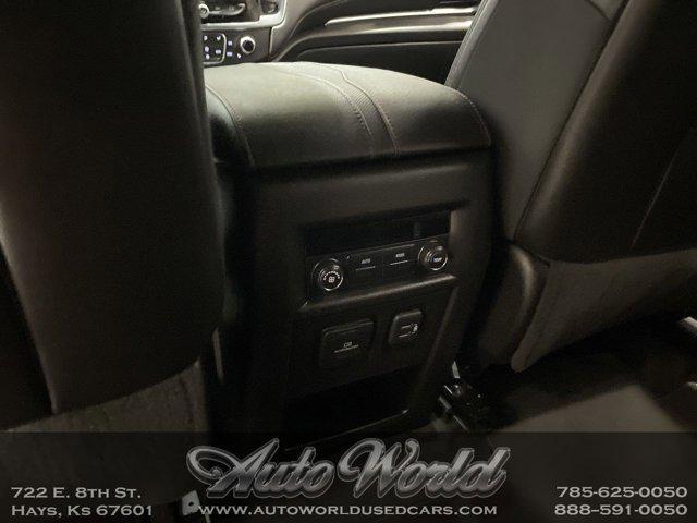 used 2022 Chevrolet Traverse car, priced at $39,995