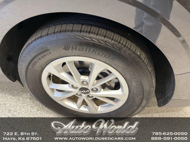 used 2024 Kia Carnival car, priced at $37,995