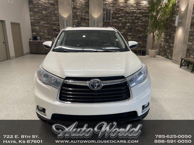 used 2015 Toyota Highlander car, priced at $29,995