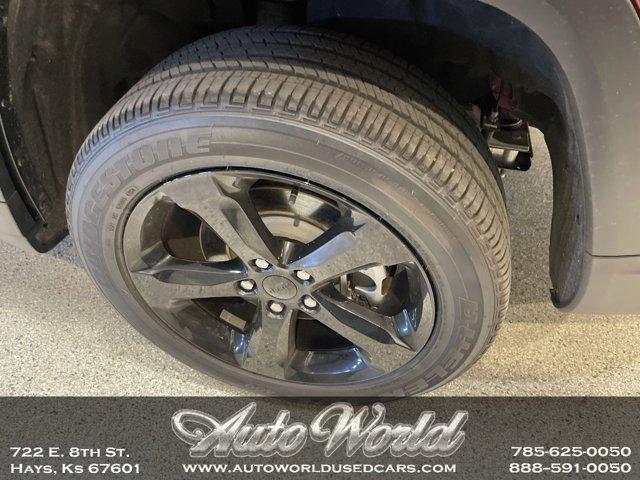 used 2024 Jeep Grand Cherokee L car, priced at $39,995