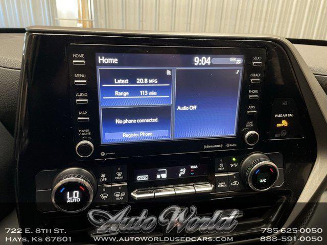 used 2022 Toyota Highlander car, priced at $34,995