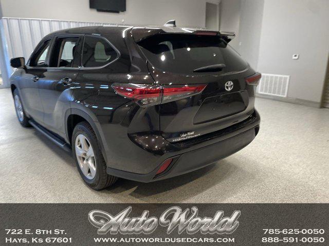 used 2022 Toyota Highlander car, priced at $34,995