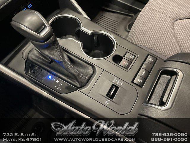 used 2022 Toyota Highlander car, priced at $34,995