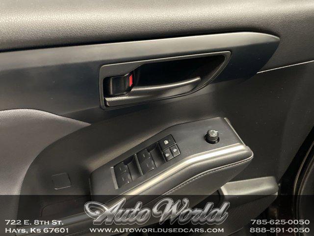 used 2022 Toyota Highlander car, priced at $34,995
