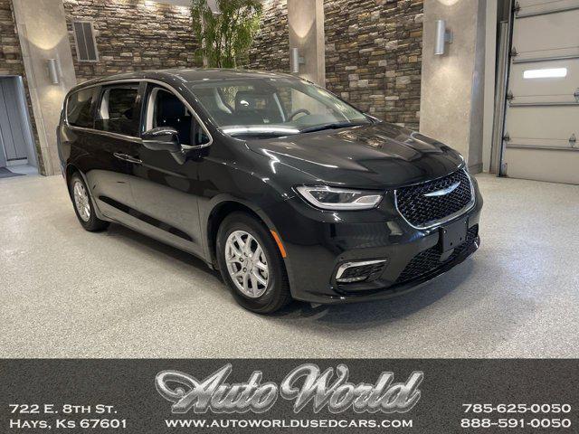 used 2023 Chrysler Pacifica car, priced at $38,995