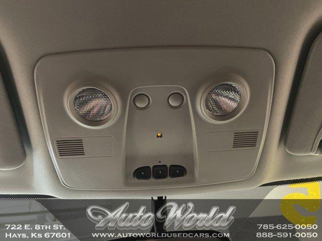 used 2015 Chevrolet Traverse car, priced at $12,995