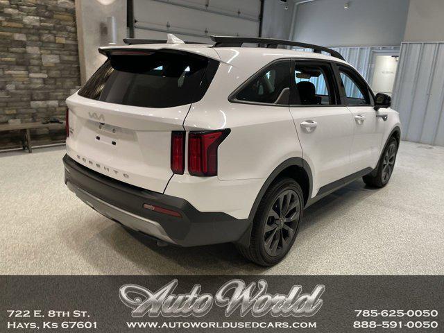 used 2022 Kia Sorento car, priced at $35,995