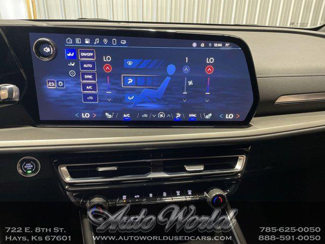 used 2025 Chevrolet Traverse car, priced at $41,995