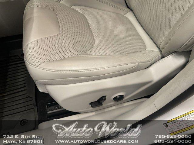 used 2021 Jeep Cherokee car, priced at $26,995