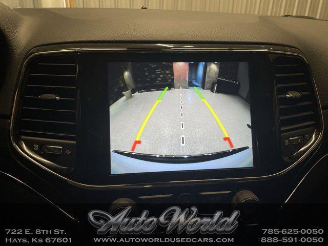 used 2022 Jeep Grand Cherokee car, priced at $32,995