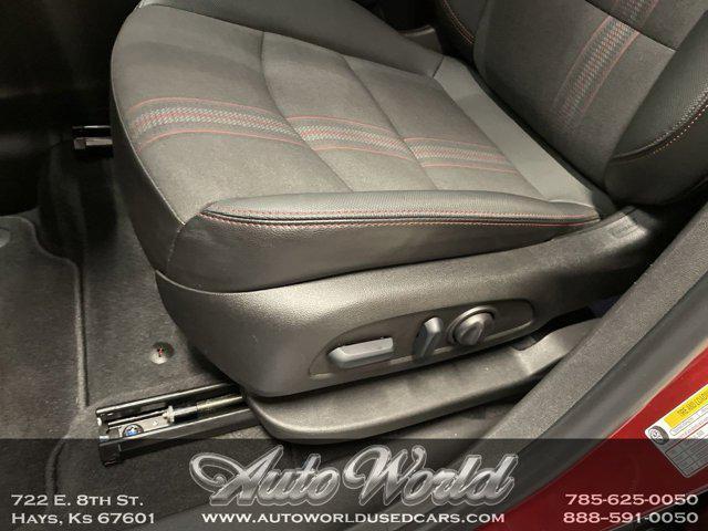 used 2022 Chevrolet Equinox car, priced at $28,995