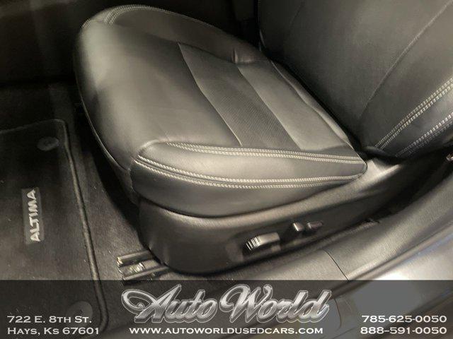 used 2023 Nissan Altima car, priced at $29,995