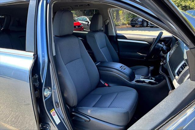 used 2019 Toyota Highlander car, priced at $19,977