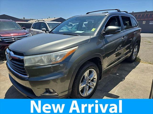 used 2016 Toyota Highlander car, priced at $21,977