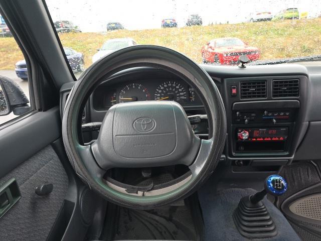 used 1996 Toyota Tacoma car