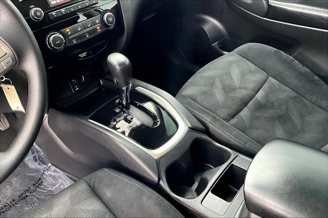 used 2015 Nissan Rogue car, priced at $9,977