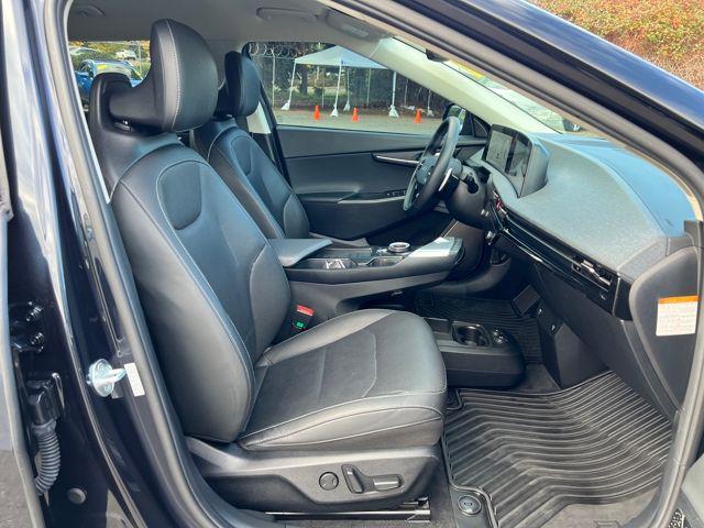 used 2022 Kia EV6 car, priced at $21,211