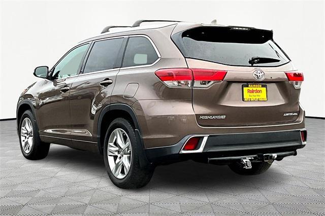 used 2018 Toyota Highlander car, priced at $26,888