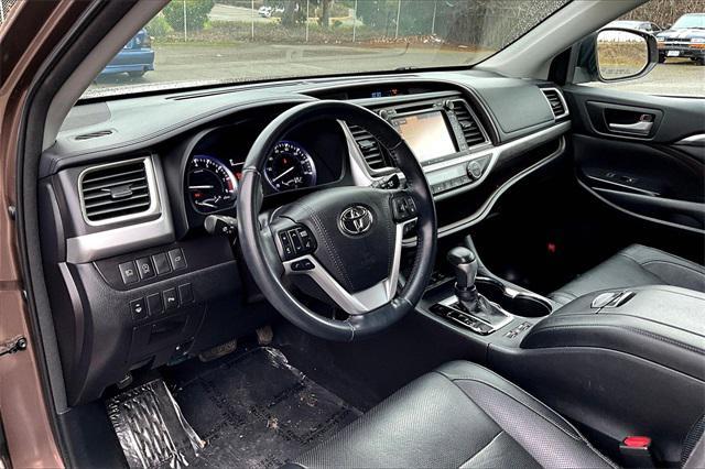 used 2018 Toyota Highlander car, priced at $26,888