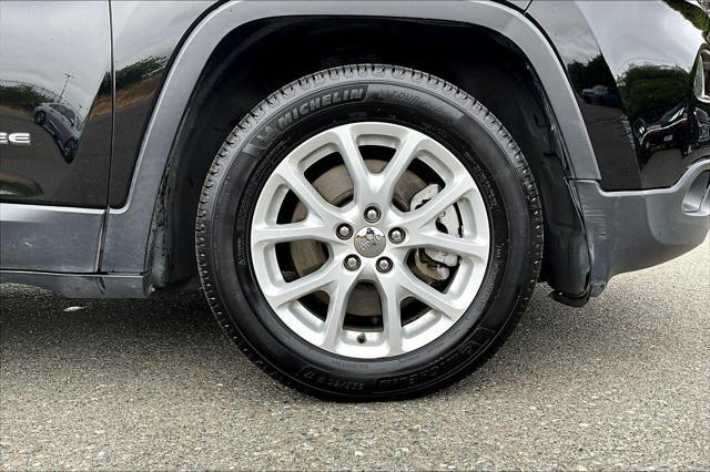 used 2017 Jeep Cherokee car, priced at $11,977
