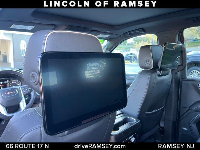 used 2021 GMC Yukon car, priced at $38,994