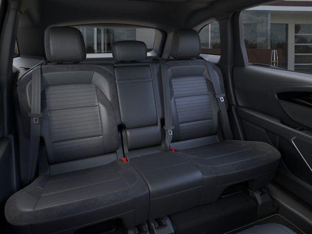 new 2025 Lincoln Nautilus car, priced at $61,361