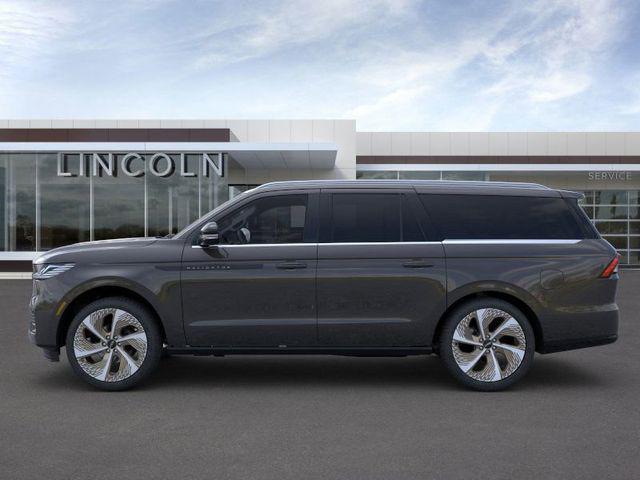 new 2025 Lincoln Navigator car, priced at $126,725