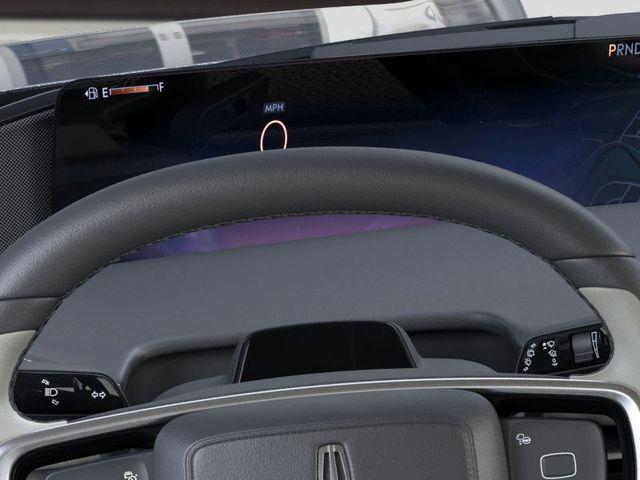 new 2025 Lincoln Navigator car, priced at $107,325