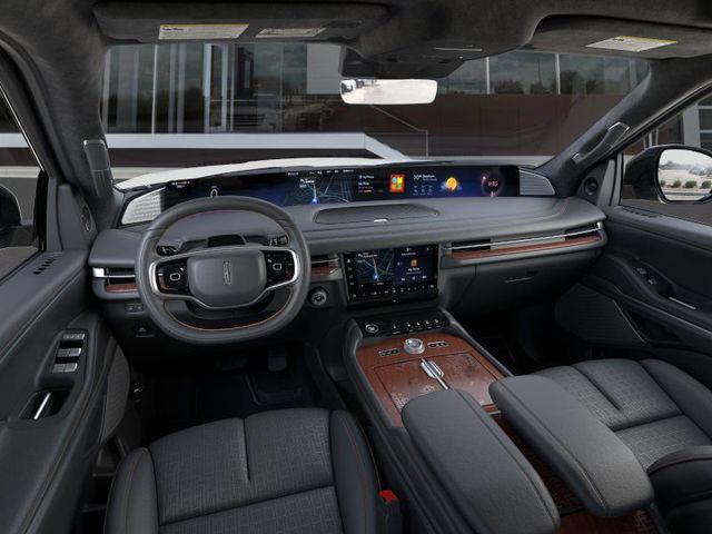 new 2025 Lincoln Navigator car, priced at $119,485