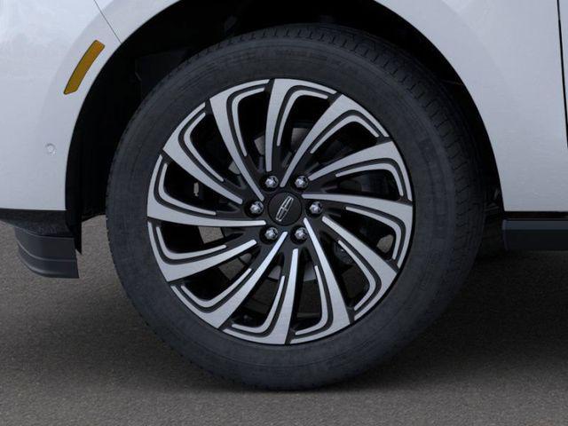 new 2025 Lincoln Navigator car, priced at $119,485