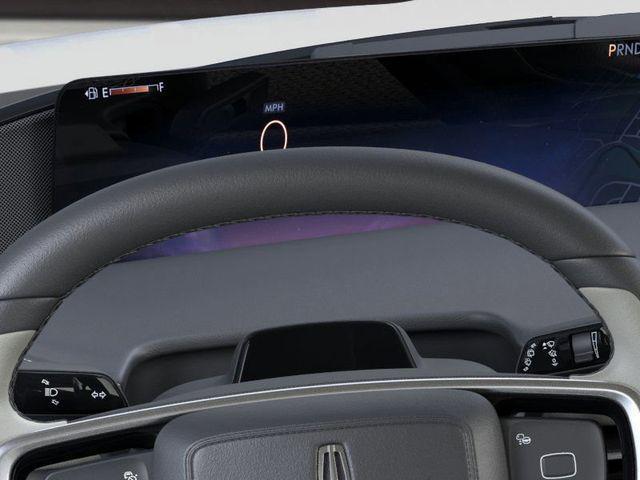 new 2025 Lincoln Navigator car, priced at $107,325