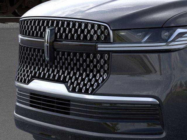 new 2025 Lincoln Navigator car, priced at $105,975