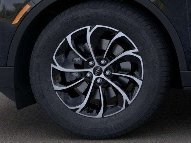 new 2025 Lincoln Nautilus car, priced at $49,456