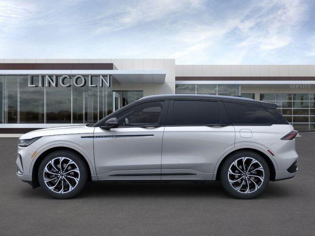 new 2025 Lincoln Nautilus car, priced at $57,074