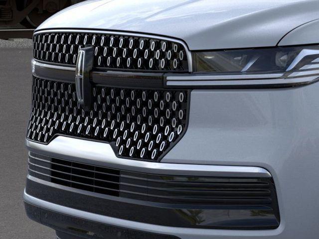 new 2025 Lincoln Navigator car, priced at $103,925