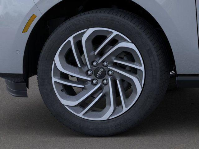 new 2025 Lincoln Navigator car, priced at $103,925