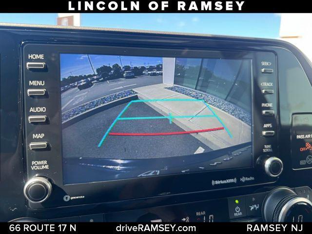 used 2020 Toyota Highlander car, priced at $28,399