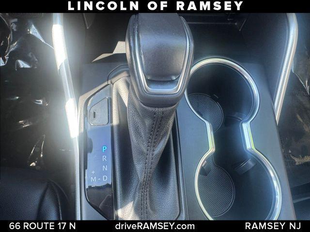 used 2020 Toyota Highlander car, priced at $28,399